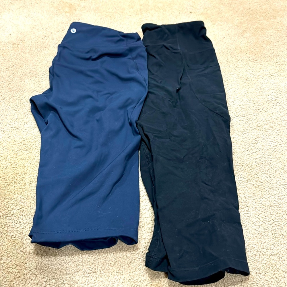 2 pair BAELEAF CROPPED LEGGINGS BLACK AND NAVY LARGE LIGHTLY WORN